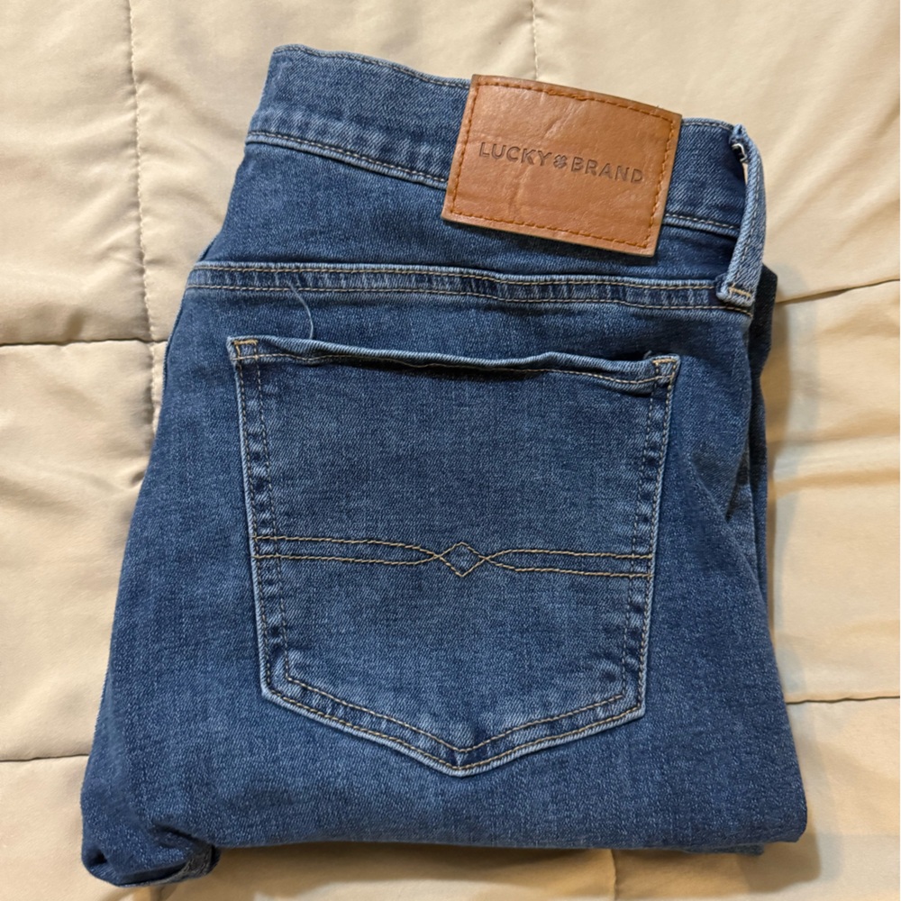 Lucky Brand Women’s Flare Blue Jeans